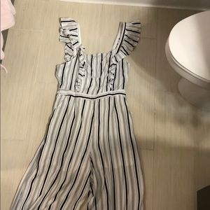 NEW PANTSUIT W POCKETS